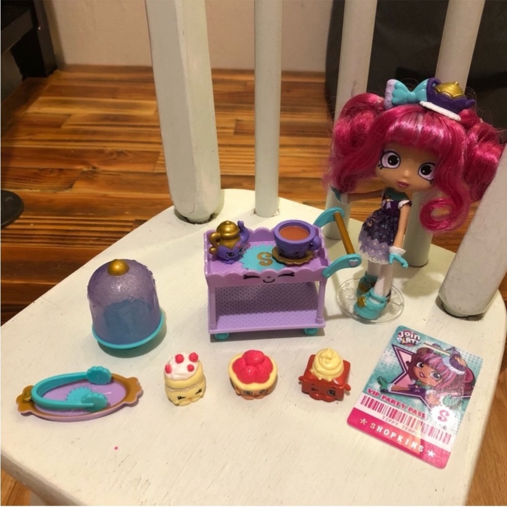 Shopkins Shoppies Tippy Teaset